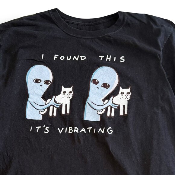 Secondhand Alien & Cat T-Shirt - Picture 2 of 2